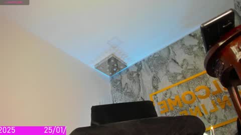 Snapshot of tamara_sex7 chatting on 01.25.25 T A M A R A online show from 01.25.25