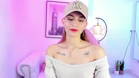 Snapshot of tamara_slimx chatting on 02.12.25 Tamara online show from 02.12.25