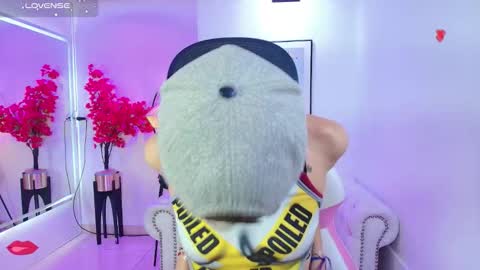 Snapshot of tamara_slimx chatting on 10.25.25 Tamara online show from 10.25.25