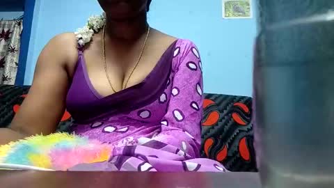 Snapshot of tamilmadhi520 chatting on 09.26.25 tamilmadhi520 online show from 09.26.25