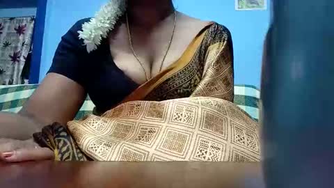 Snapshot of tamilmadhi520 chatting on 05.28.26 tamilmadhi520 online show from 05.28.26