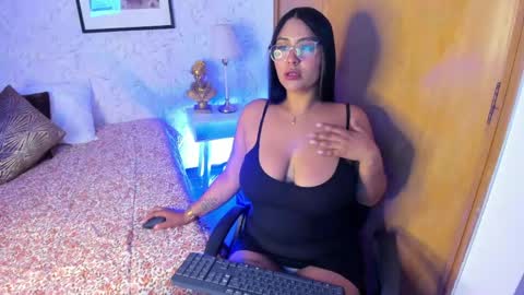 Snapshot of tammara_brm chatting on 05.13.26 Tammara online show from 05.13.26