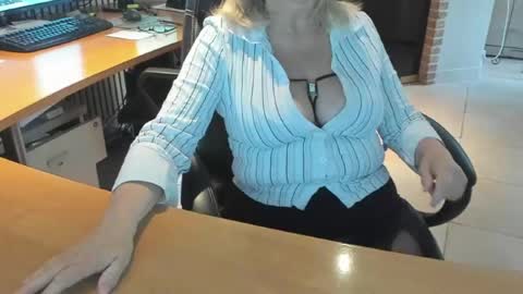 Snapshot of tammy4camfun chatting on 05.04.26 Tammy online show from 05.04.26
