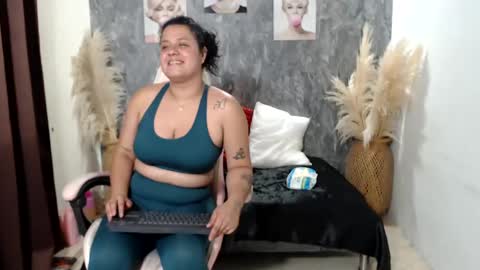 tammycooperr online show from 02.21.25