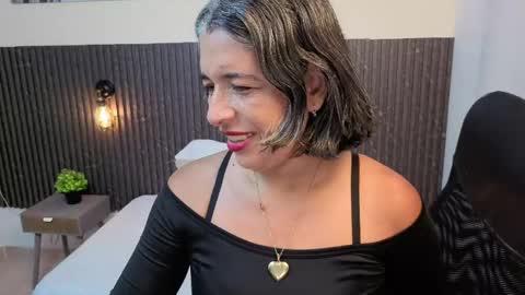 Snapshot of tammylynn45 chatting on 05.18.26 Tammy Lynn online show from 05.18.26