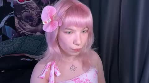 Lola online show from 12.21.25