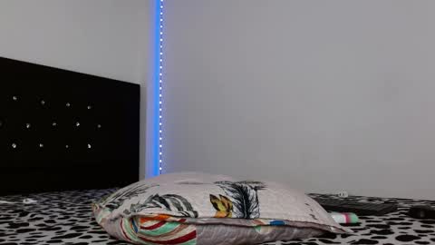 Snapshot of tamy_sexygirl chatting on 03.10.25 tamy online show from 03.10.25