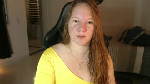 Snapshot of tamy_shine87 chatting on 02.01.26 Im Samy online show from 02.01.26