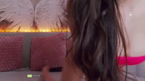 Snapshot of taniaamore chatting on 02.06.26 Tania Amore online show from 02.06.26