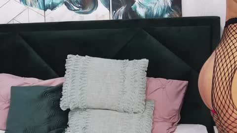 Snapshot of taniyagrey chatting on 01.13.25 tanyaGrey online show from 01.13.25