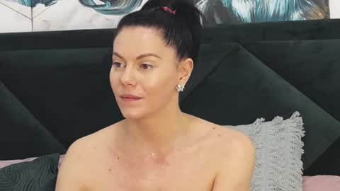 Snapshot of taniyagrey chatting on 01.30.25 tanyaGrey online show from 01.30.25