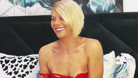 Snapshot of taniyagrey chatting on 09.22.25 tanyaGrey online show from 09.22.25