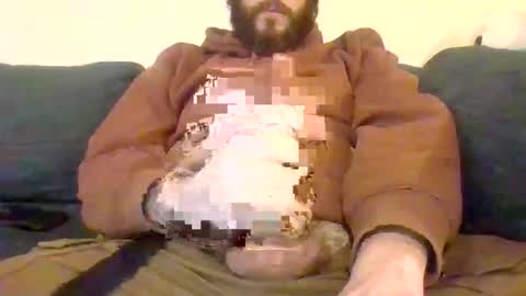 Snapshot of tanlines85 chatting on 12.03.25 Help Me Edge online show from 12.03.25