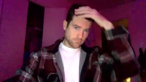 Snapshot of tantrichealing chatting on 12.14.25 Dr. Love online show from 12.14.25