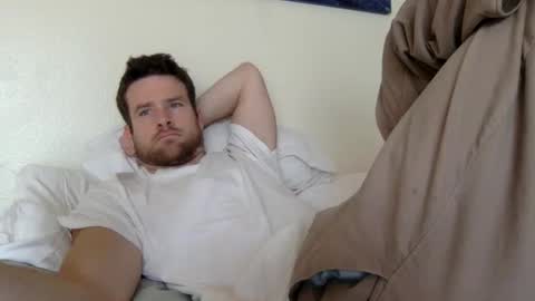 Snapshot of tantrichealing chatting on 12.19.25 Dr. Love online show from 12.19.25