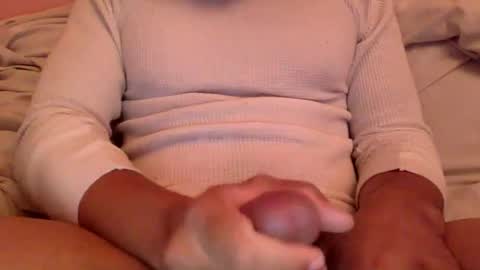 Snapshot of tapdatglass chatting on 09.28.25 tapdatglass online show from 09.28.25