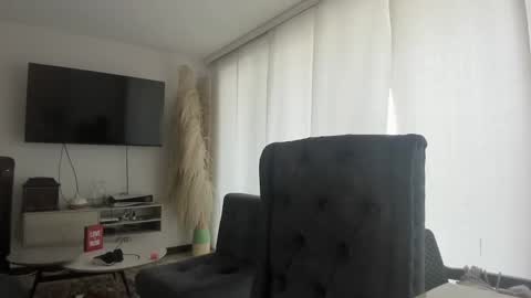 tara__ online show from 10.09.25