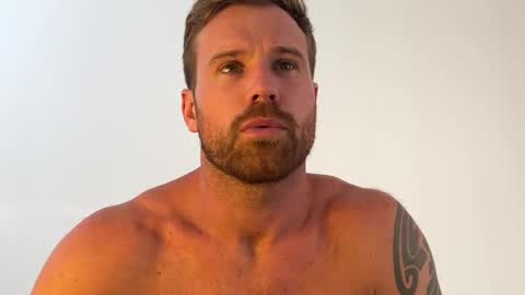 Snapshot of tarzan_thejungleboy chatting on 03.10.25 Tarzan online show from 03.10.25