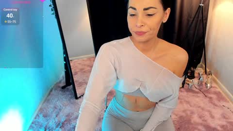 Snapshot of tashahoney chatting on 12.15.24 Tasha online show from 12.15.24