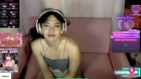 Snapshot of tashakai chatting on 06.21.26 TashaKai online show from 06.21.26