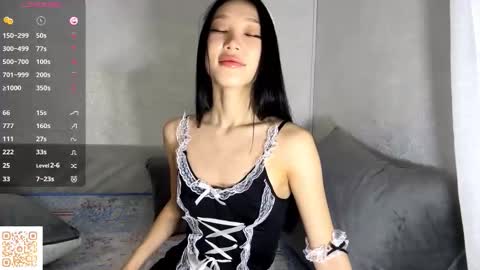 Viola online show from 10.15.25