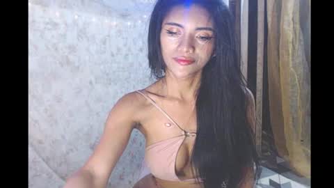 Snapshot of tasteofinnocentxx chatting on 10.01.25 tasteofinnocentxx online show from 10.01.25