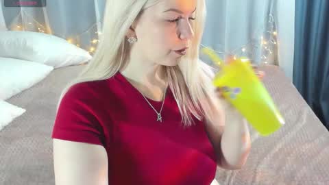 Snapshot of tasty__booty chatting on 02.11.26 Ann online show from 02.11.26