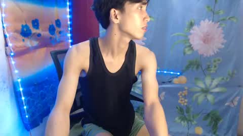Snapshot of tastylicious_kim chatting on 01.30.25 Ask me online show from 01.30.25