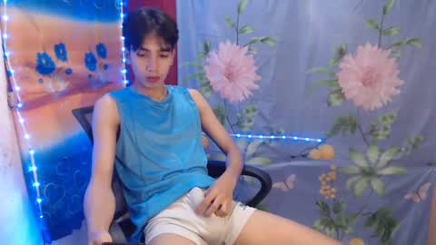 Snapshot of tastylicious_kim chatting on 02.26.25 Ask me online show from 02.26.25