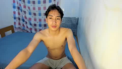 Snapshot of tastylicious_kim chatting on 02.12.26 Ask me online show from 02.12.26