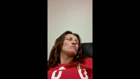 Snapshot of tastypeach6989 chatting on 04.10.26 tastypeach6989 online show from 04.10.26