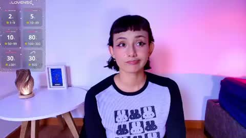 Snapshot of tati_cardenas chatting on 06.14.26 AME online show from 06.14.26