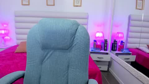 tatiana_arboleda online show from 11.22.25