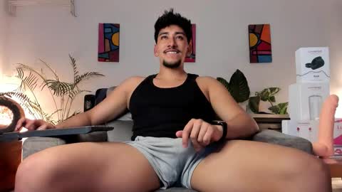 Snapshot of tatokat chatting on 11.24.25 Twitter TatoKatx online show from 11.24.25