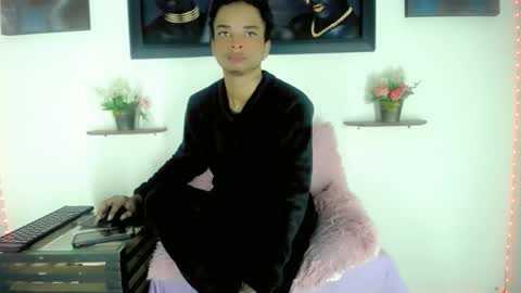 Noah online show from 02.23.26