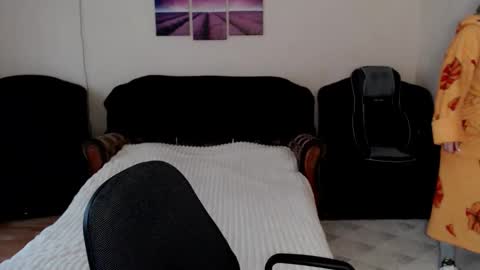 Tattease online show from 04.08.26