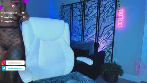 Snapshot of tatted_vixen chatting on 10.30.25 Tatted Queen online show from 10.30.25