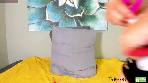 tattoedlexi_ online show from 04.14.26