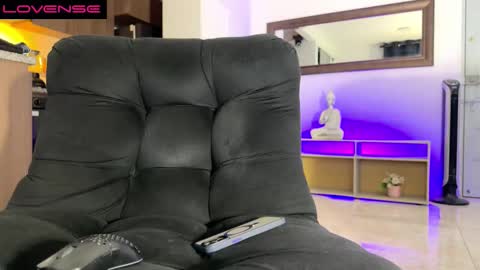 Snapshot of tattoguys_cums chatting on 11.27.25 Jonathan Juan online show from 11.27.25