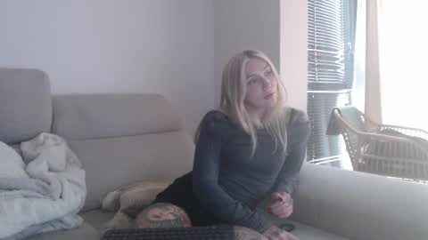 tattoobbgirl online show from 11.14.25