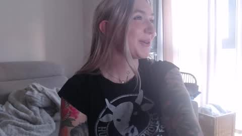 tattoobbgirl online show from 11.28.25
