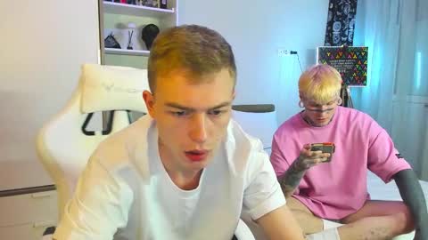 Alex but u can call me Theo online show from 01.17.26