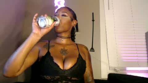 Snapshot of tattooedangelxx chatting on 06.19.26 nyxxx online show from 06.19.26