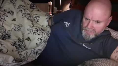 Tattooeddilf 01 online show from 01.06.25