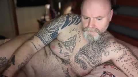 Tattooeddilf 01 online show from 01.19.25