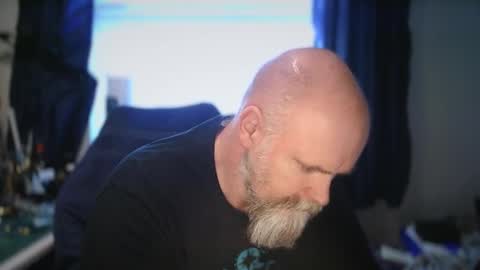 Tattooeddilf 01 online show from 10.04.25