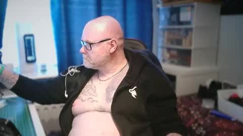 Tattooeddilf 01 online show from 03.28.26