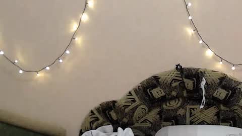 Taya online show from 04.21.26