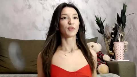 TayaKayan online show from 11.06.25