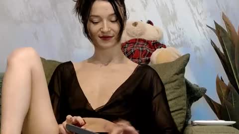 TayaKayan online show from 03.04.26